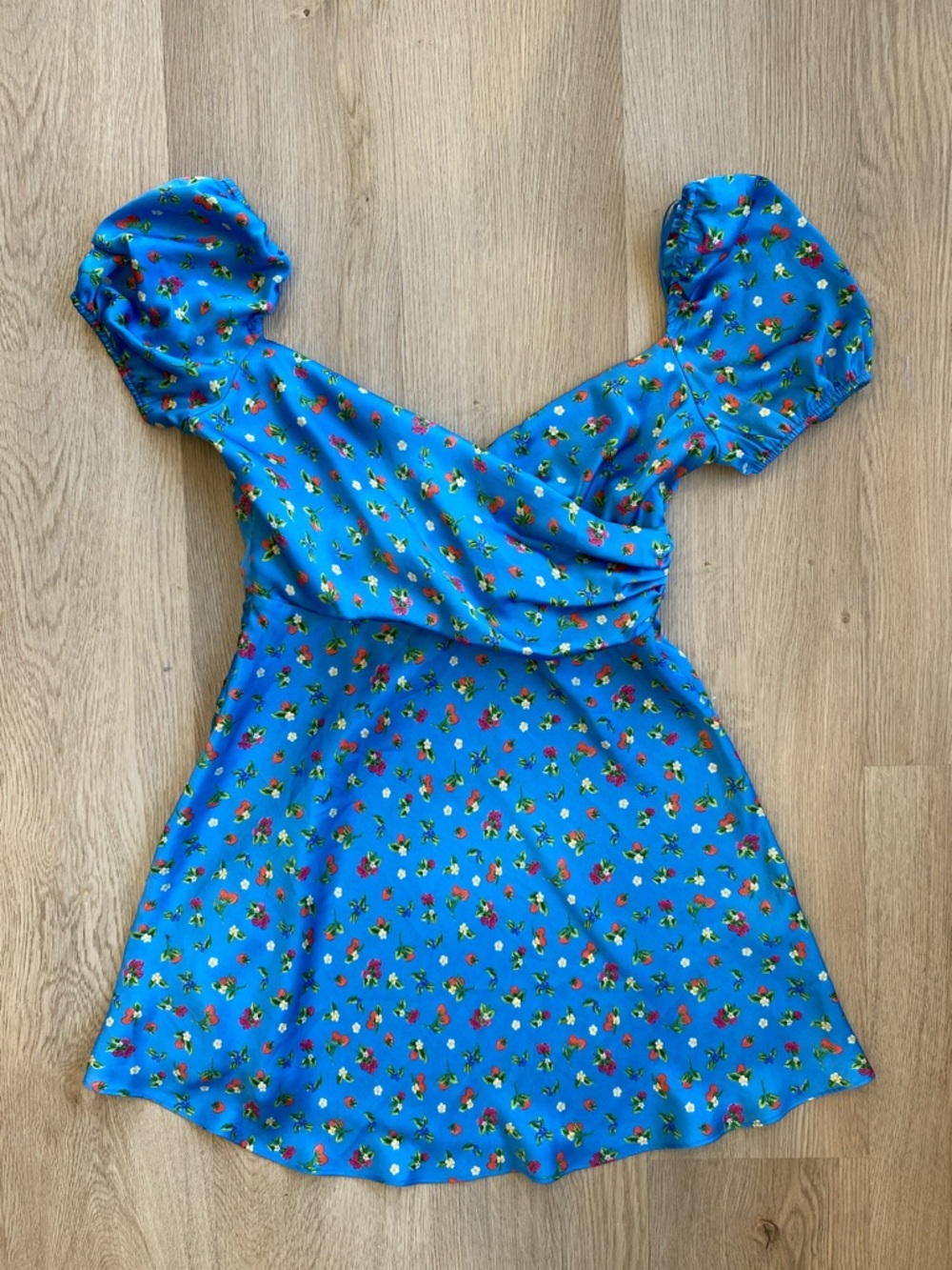 Zara Blue Floral Puff Sleeve Mini Dress Cottagecore Strawberry Print Size M - Picture 2 of 12